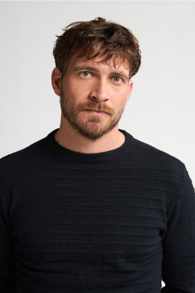 KNITTED SWEATER THORNEWOOD M 3050 KWR269 9111 Deep Black
